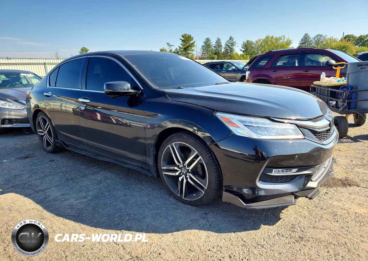 2013 Honda Accord Touring VIN:1HGCR3F97DA011699 - 4
