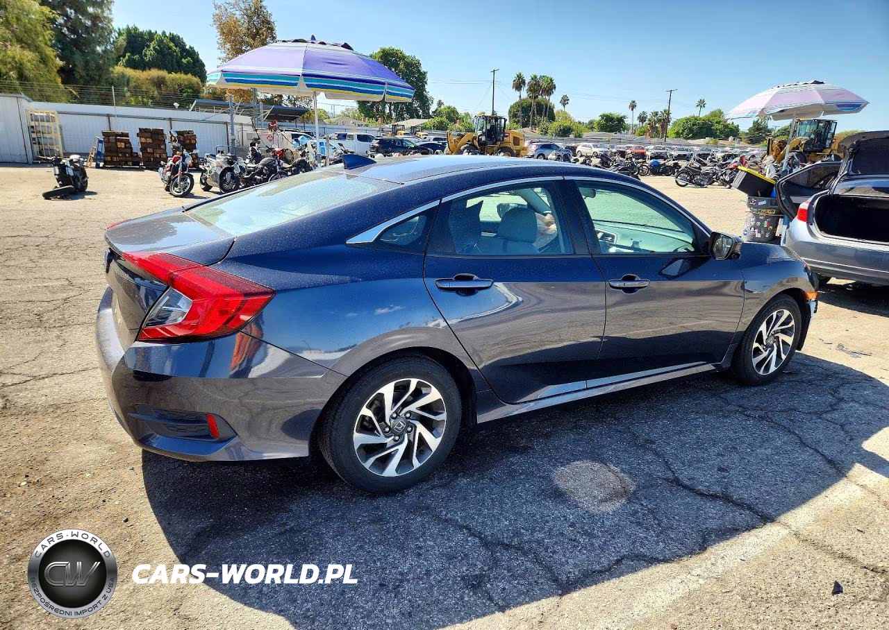 2017 Honda Civic Ex VIN:19XFC2F7XHE041997 - 3