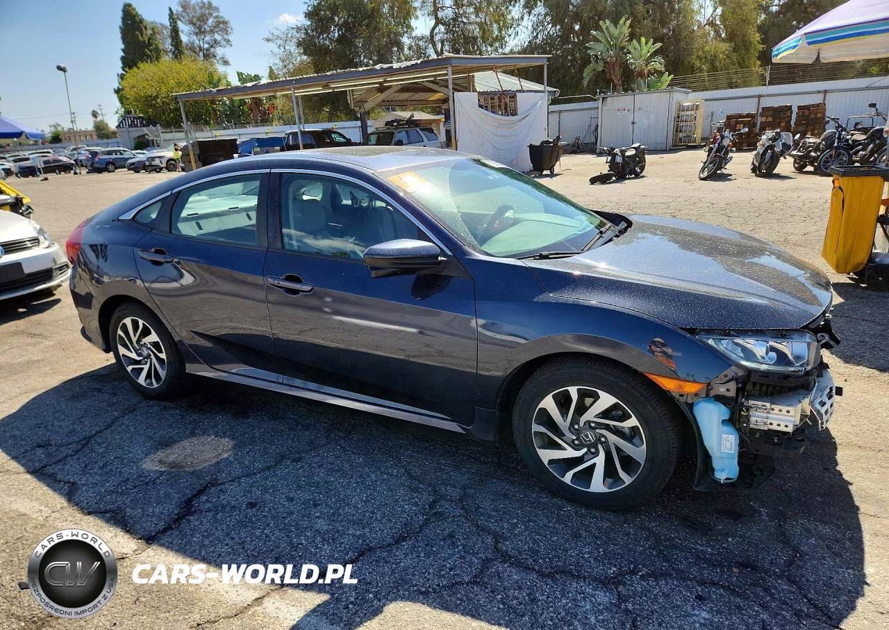 2017 Honda Civic Ex VIN:19XFC2F7XHE041997 - 4
