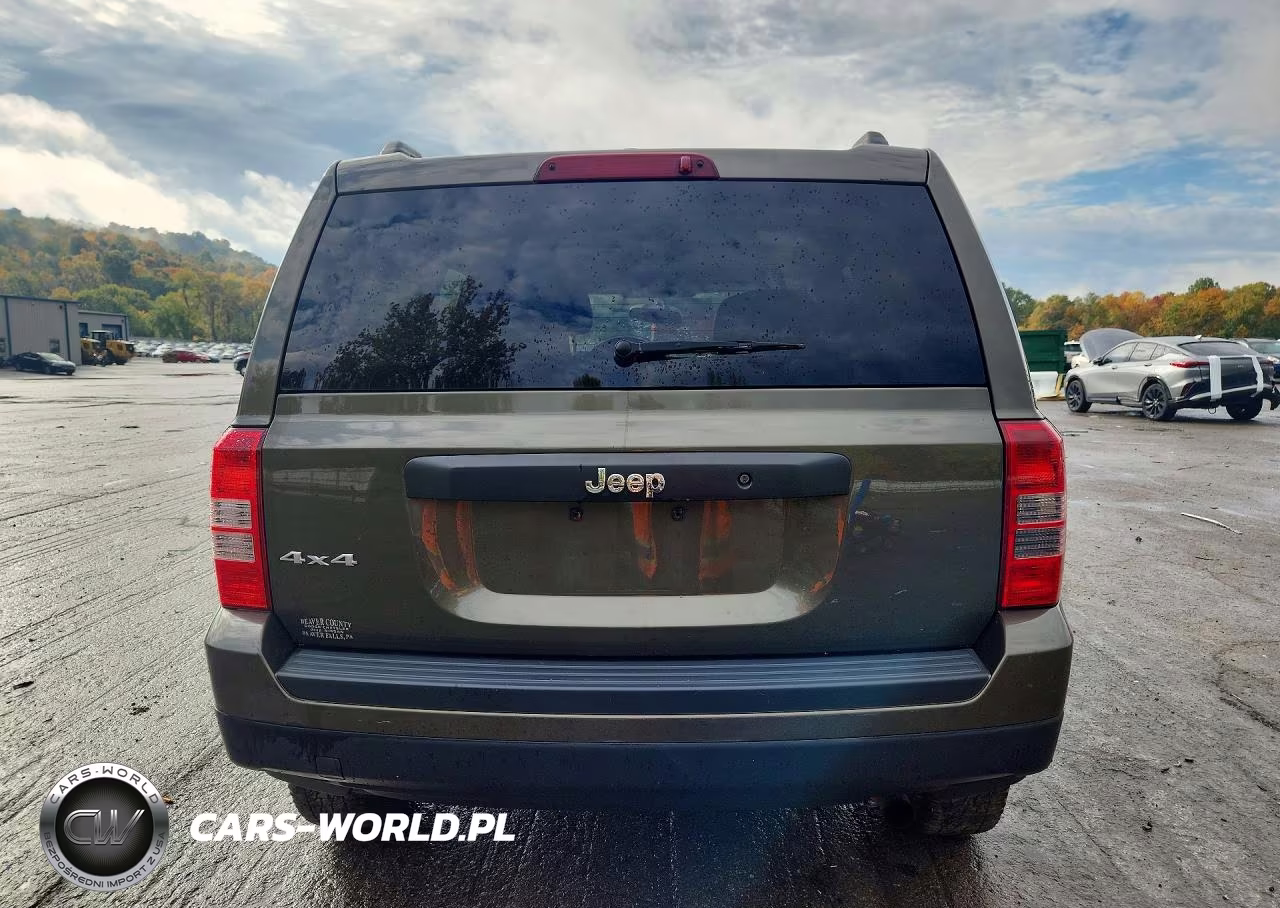 2016 Jeep Patriot Sport VIN:1C4NJRBB7GD614732 - 6