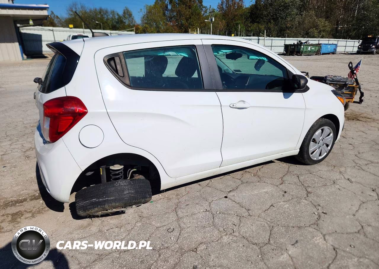 2017 Chevrolet Spark Ls VIN:KL8CB6SAXHC755725 - 3