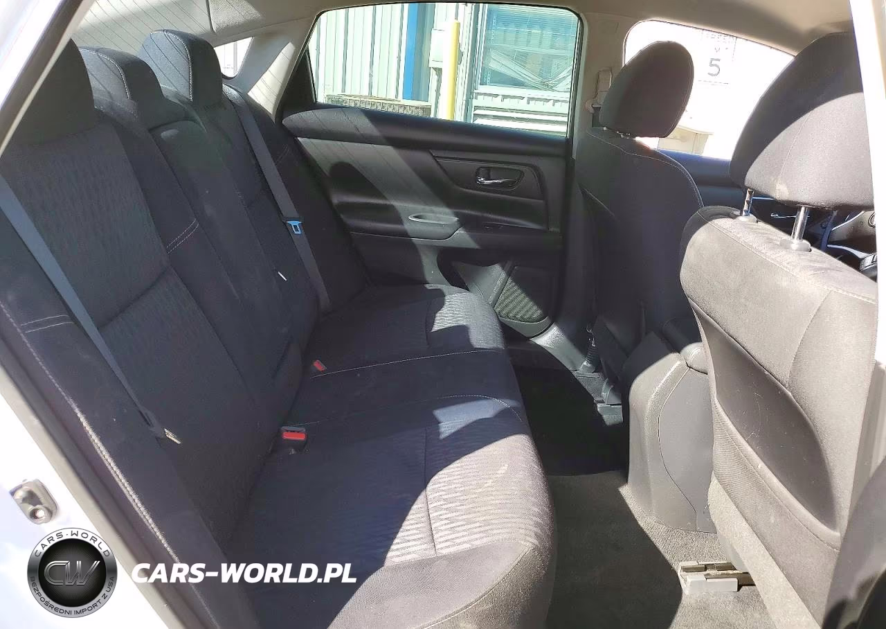 2017 Nissan Altima 2.5 S VIN:1N4AL3APXHN355917 - 10
