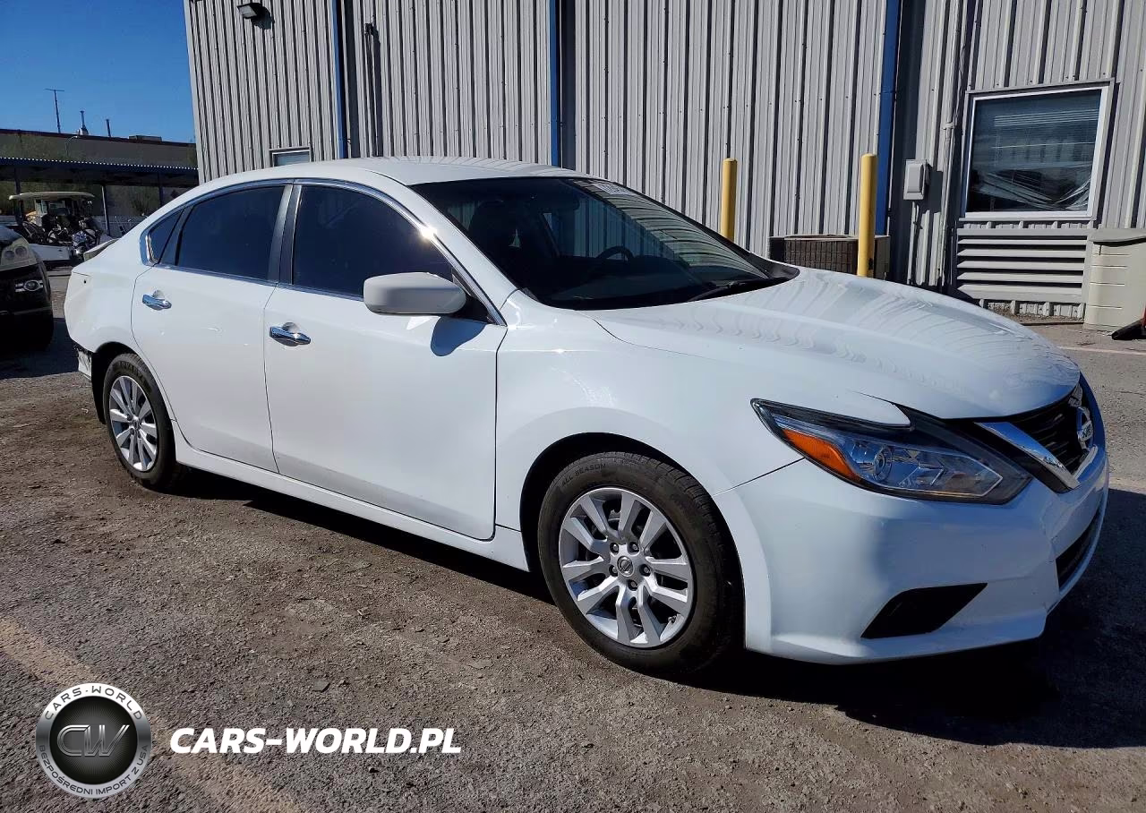 2017 Nissan Altima 2.5 S VIN:1N4AL3APXHN355917 - 4