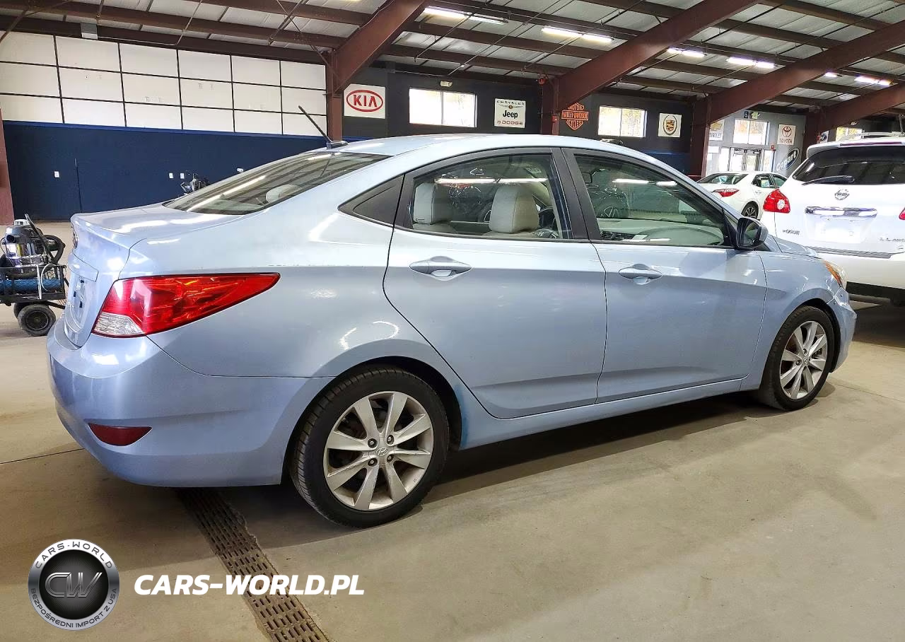 2012 Hyundai Accent Gls VIN:KMHCU4AEXCU070648 - 3