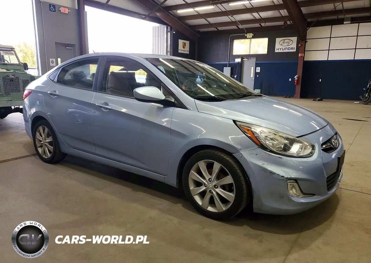 2012 Hyundai Accent Gls VIN:KMHCU4AEXCU070648 - 4