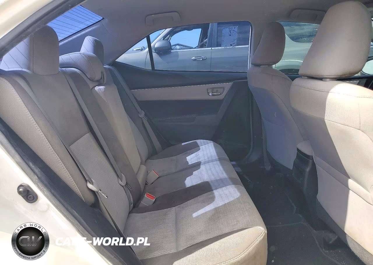 2019 Toyota Corolla Le VIN:5YFBURHE0KP881082 - 10