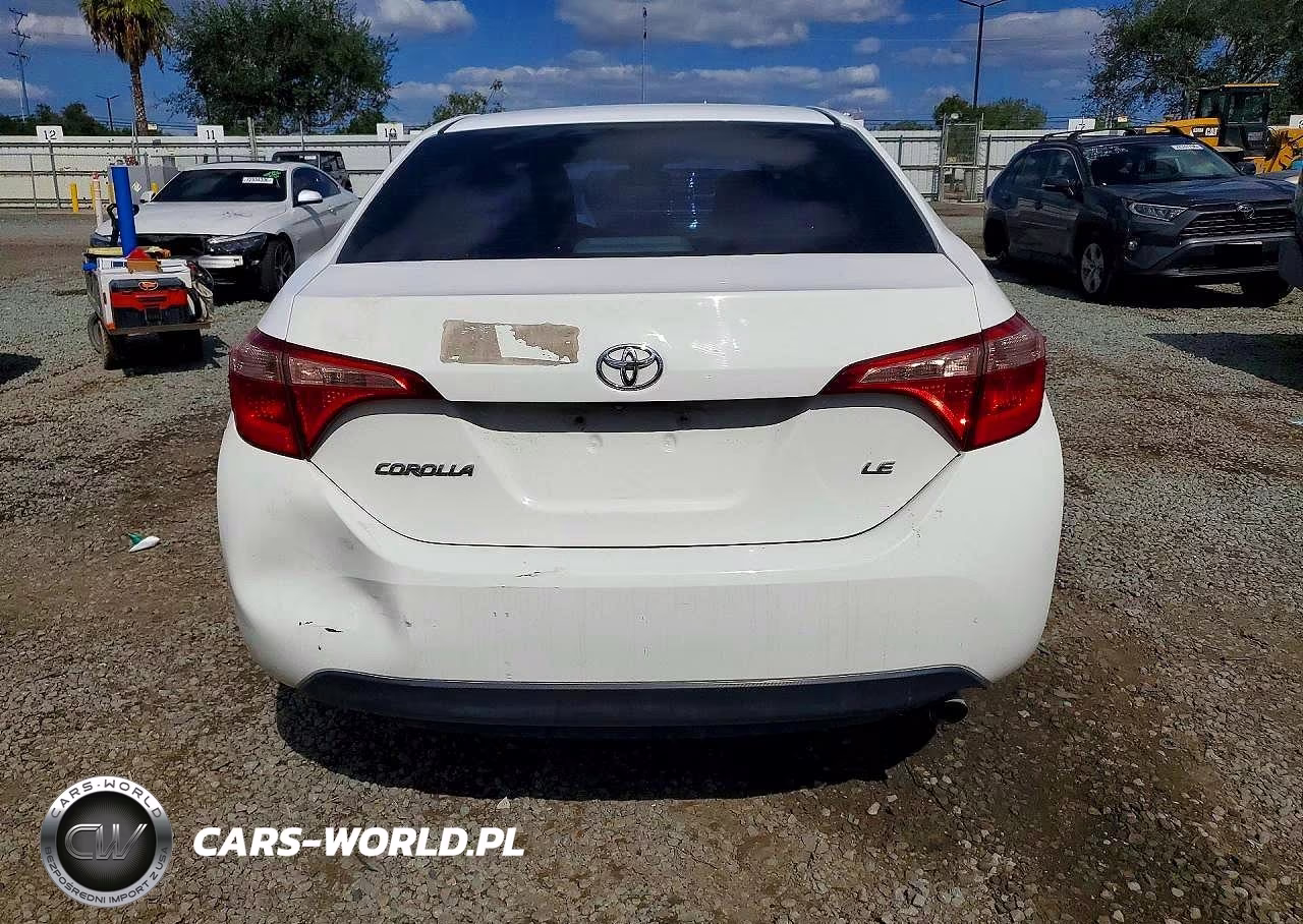 2019 Toyota Corolla Le VIN:5YFBURHE0KP881082 - 6