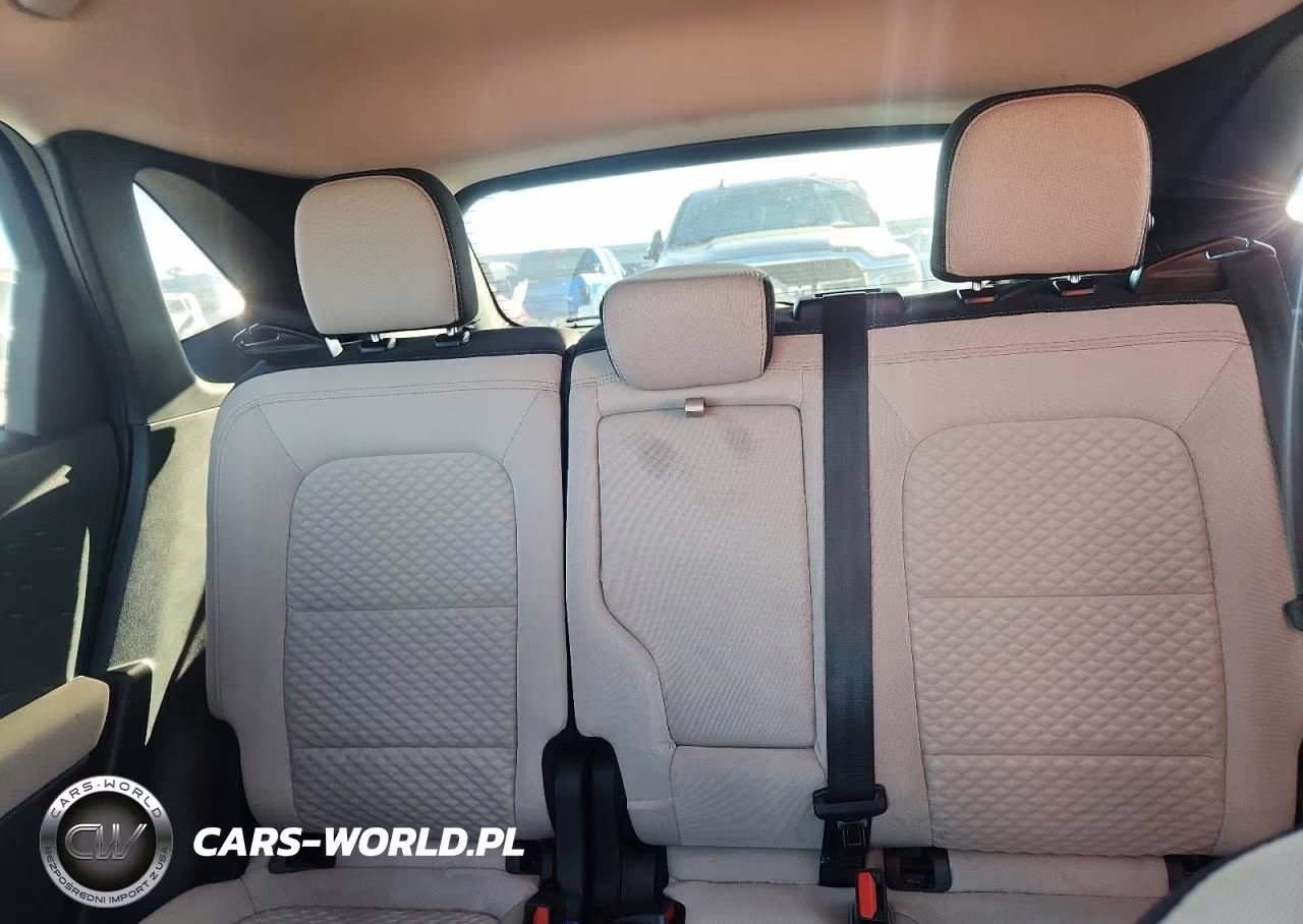 2020 Ford Escape Se VIN:1FMCU0G63LUC09429 - 10