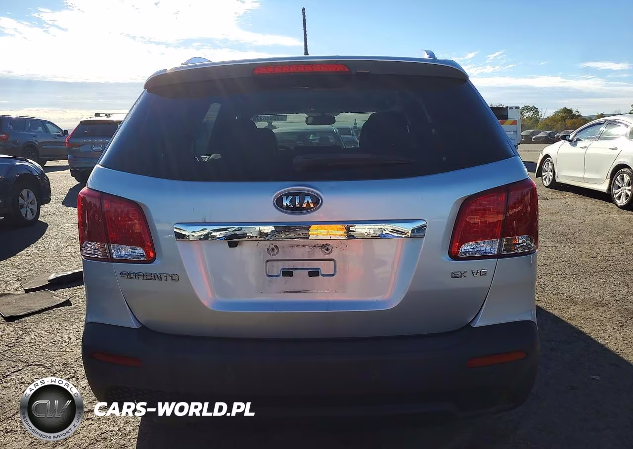 2011 Kia Sorento Ex VIN:5XYKUDA29BG132868 - 6