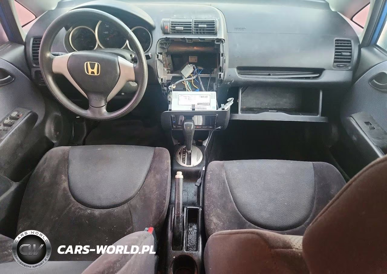 2008 Honda Fit VIN:JHMGD38468S017783 - 8