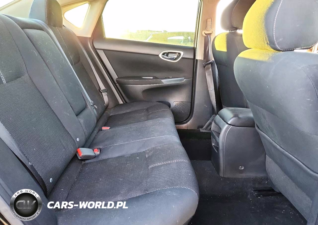 2015 Nissan Sentra S VIN:3N1AB7AP9FY360078 - 10