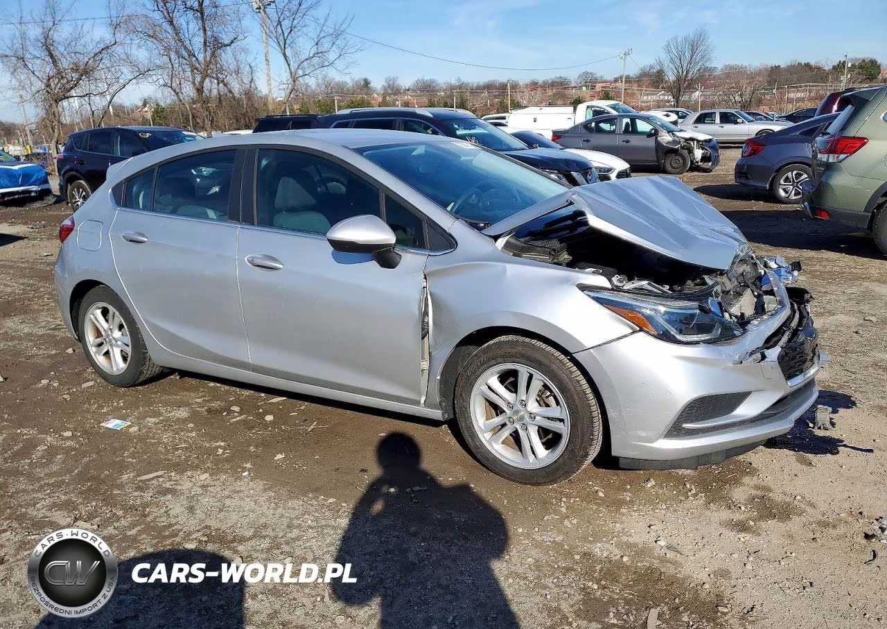 2017 Chevrolet Cruze Lt VIN:3G1BE6SM3HS510479 - 4