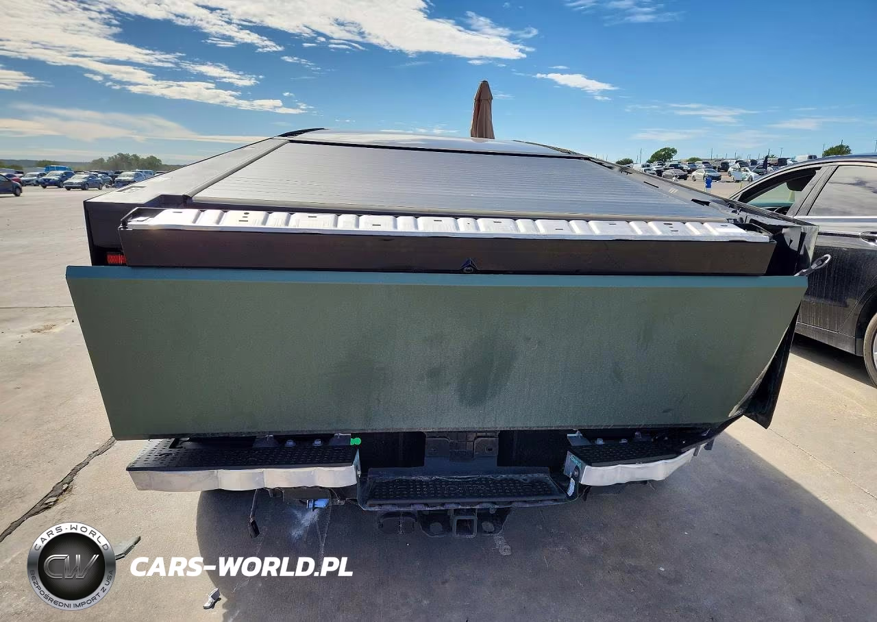 2025 Tesla Cybertruck All-Wheel Drive VIN:7G2CEHED0SA081332 - 6
