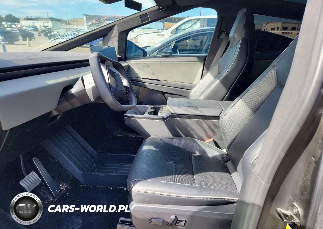 2025 Tesla Cybertruck All-Wheel Drive VIN:7G2CEHED0SA081332 - 7