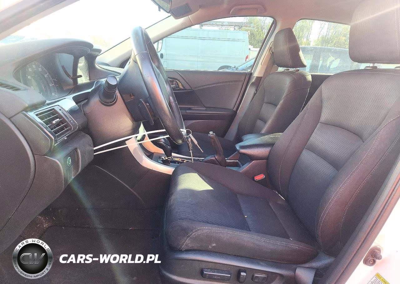 2015 Honda Accord Sport VIN:1HGCR2F59FA263643 - 7