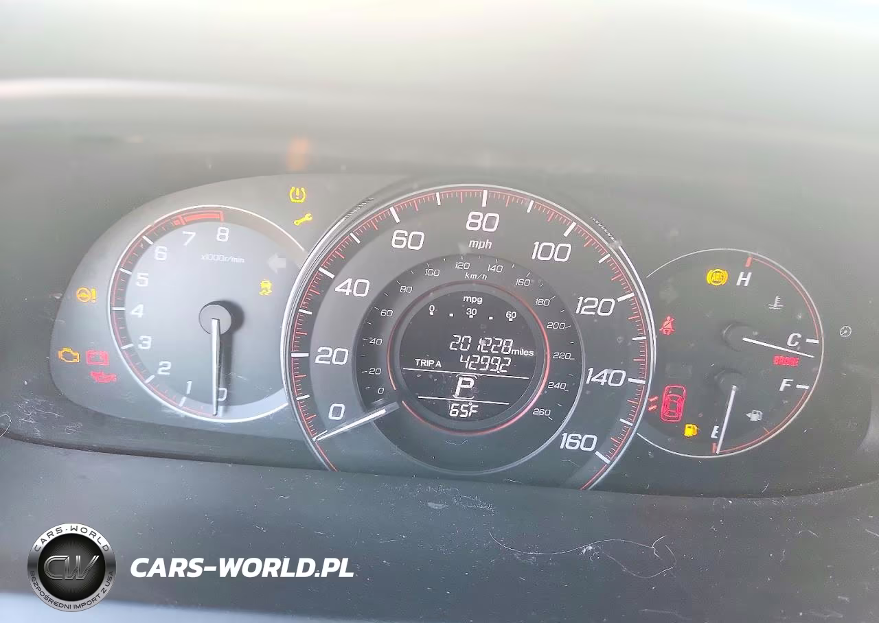 2015 Honda Accord Sport VIN:1HGCR2F59FA263643 - 9