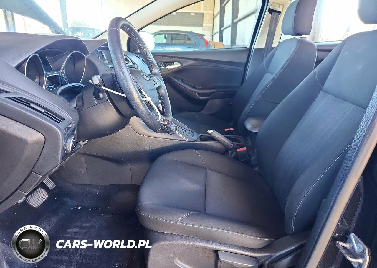 2015 Ford Focus Se VIN:1FADP3F22FL364117 - 7