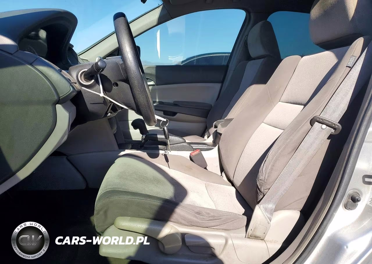 2008 Honda Accord Lx VIN:JHMCP26308C031263 - 7