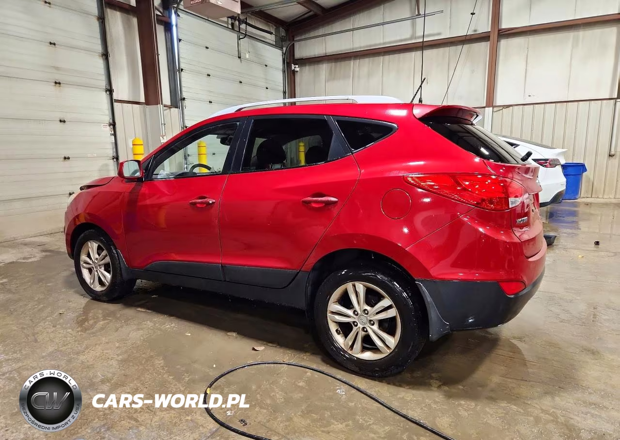 2010 Hyundai Tucson Gls VIN:KM8JU3AC5AU073826 - 2