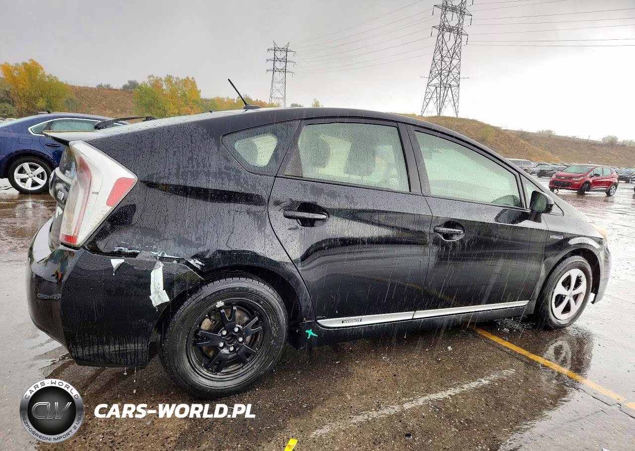 2012 Toyota Prius Three VIN:JTDKN3DU1C5405879 - 3