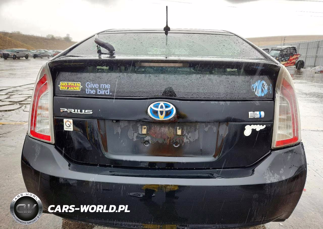 2012 Toyota Prius Three VIN:JTDKN3DU1C5405879 - 6