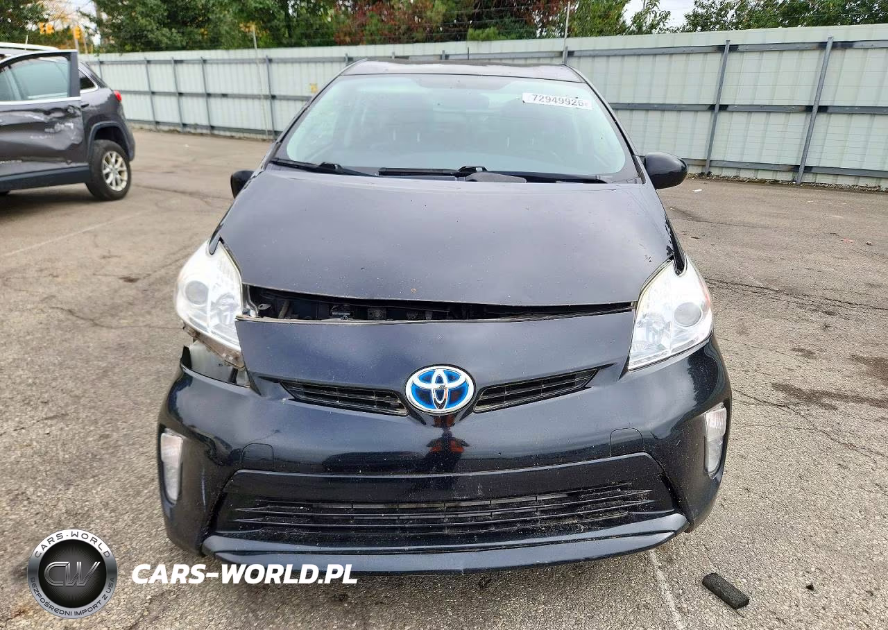 2015 Toyota Prius Two VIN:JTDKN3DU7F0434658 - 5