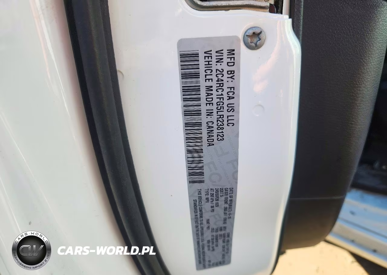 2020 Chrysler Pacifica Touring VIN:2C4RC1FG5LR238123 - 13