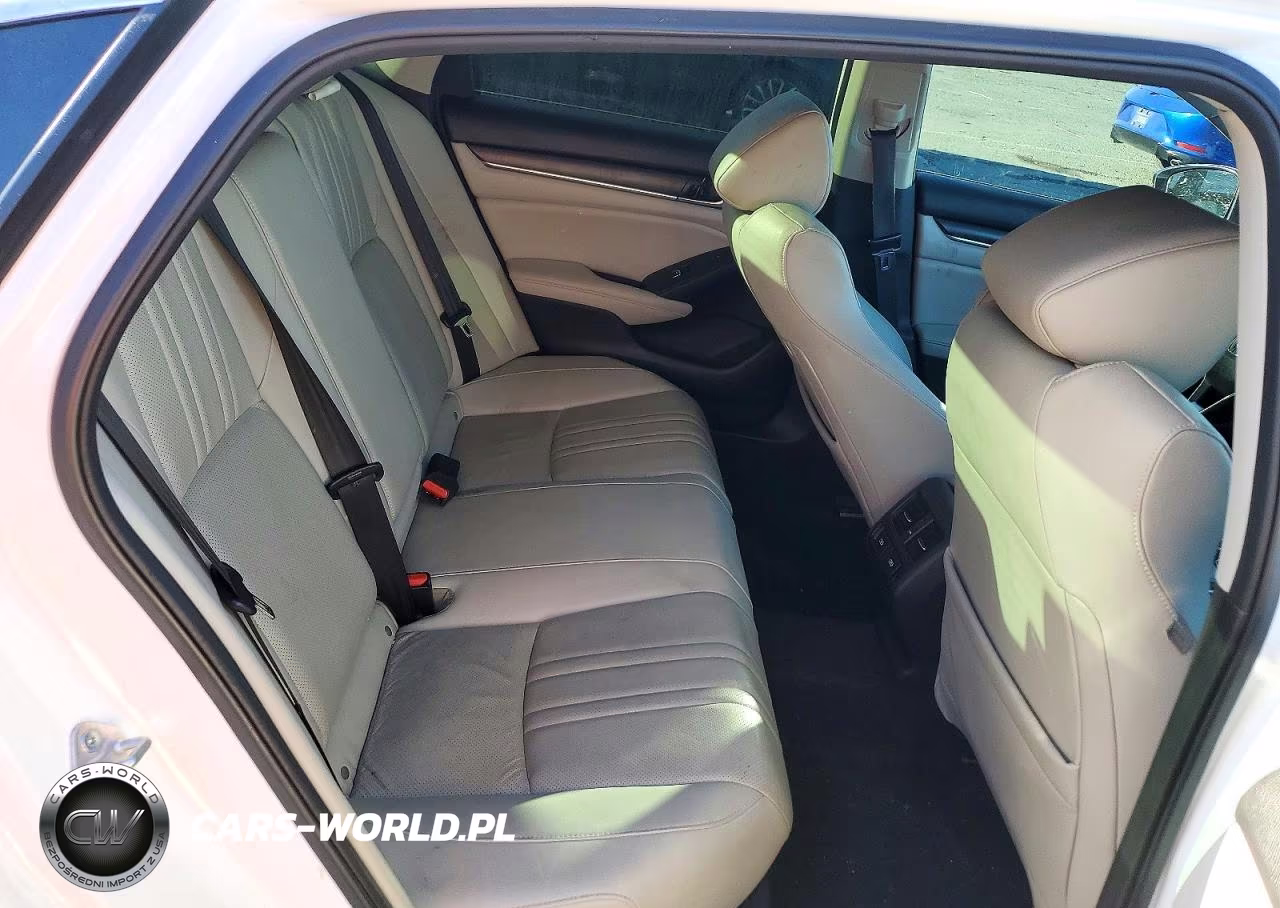 2022 Honda Accord Touring Hybrid VIN:1HGCV3F99NA022524 - 10