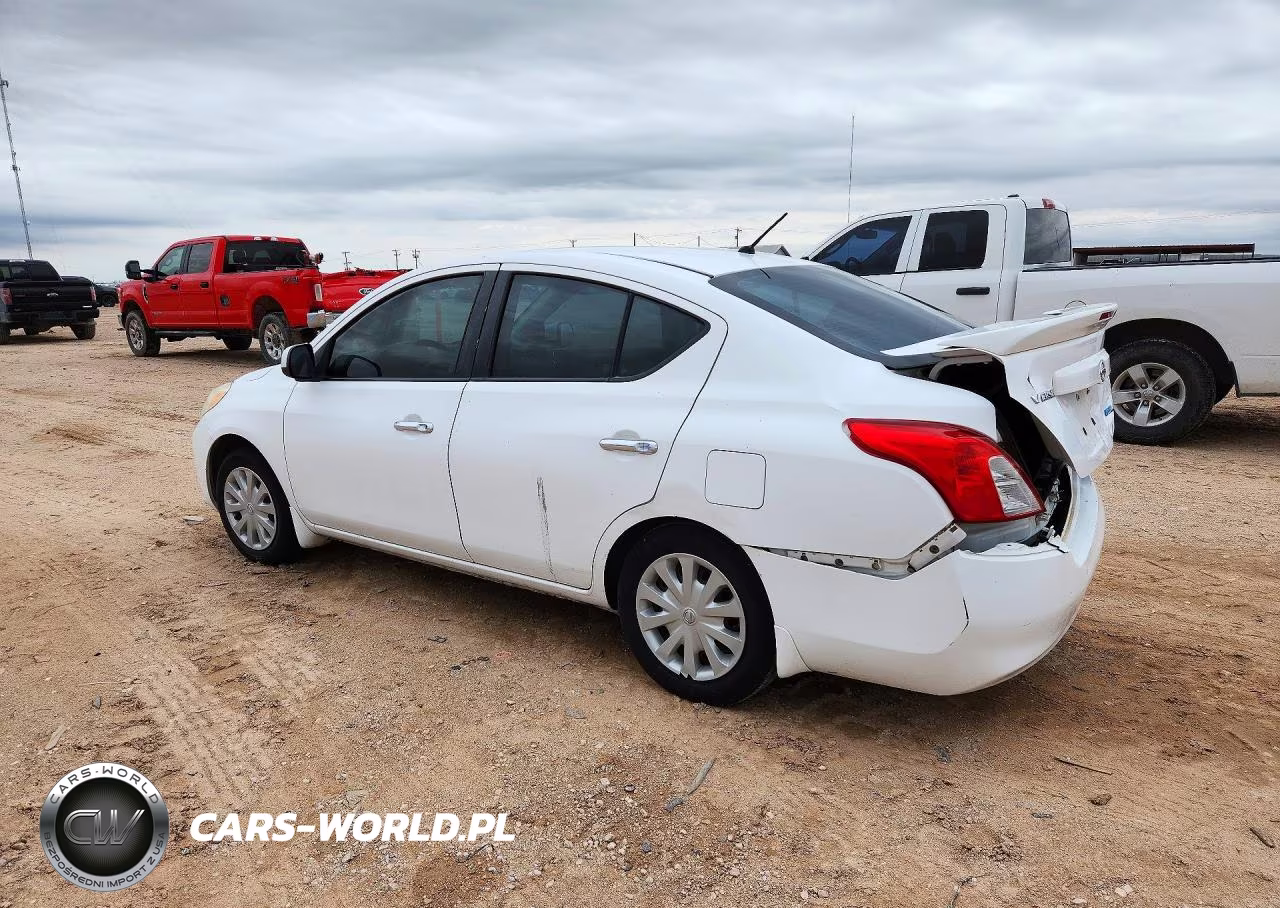 2013 Nissan Versa 1.6 S VIN:3N1CN7AP3DL893196 - 2