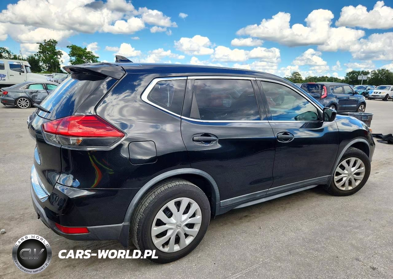 2017 Nissan Rogue S VIN:KNMAT2MT4HP617027 - 3