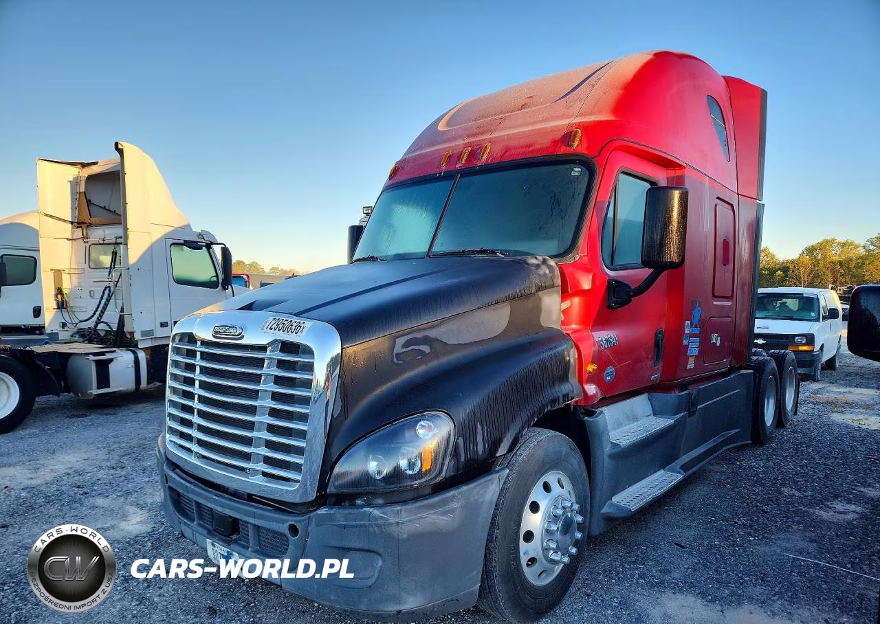 2015 Freightliner Cascadia 125