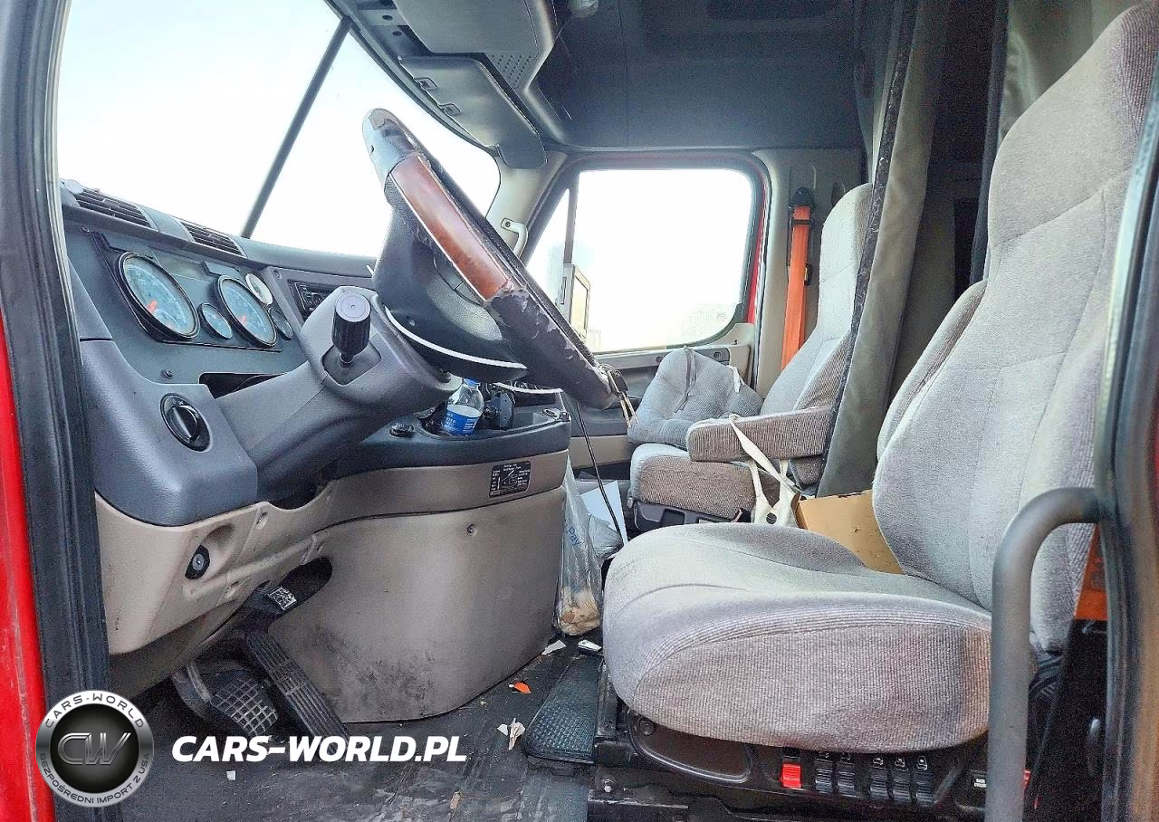 2015 Freightliner Cascadia 125 VIN:3AKJGLD51FSFP6758 - 7
