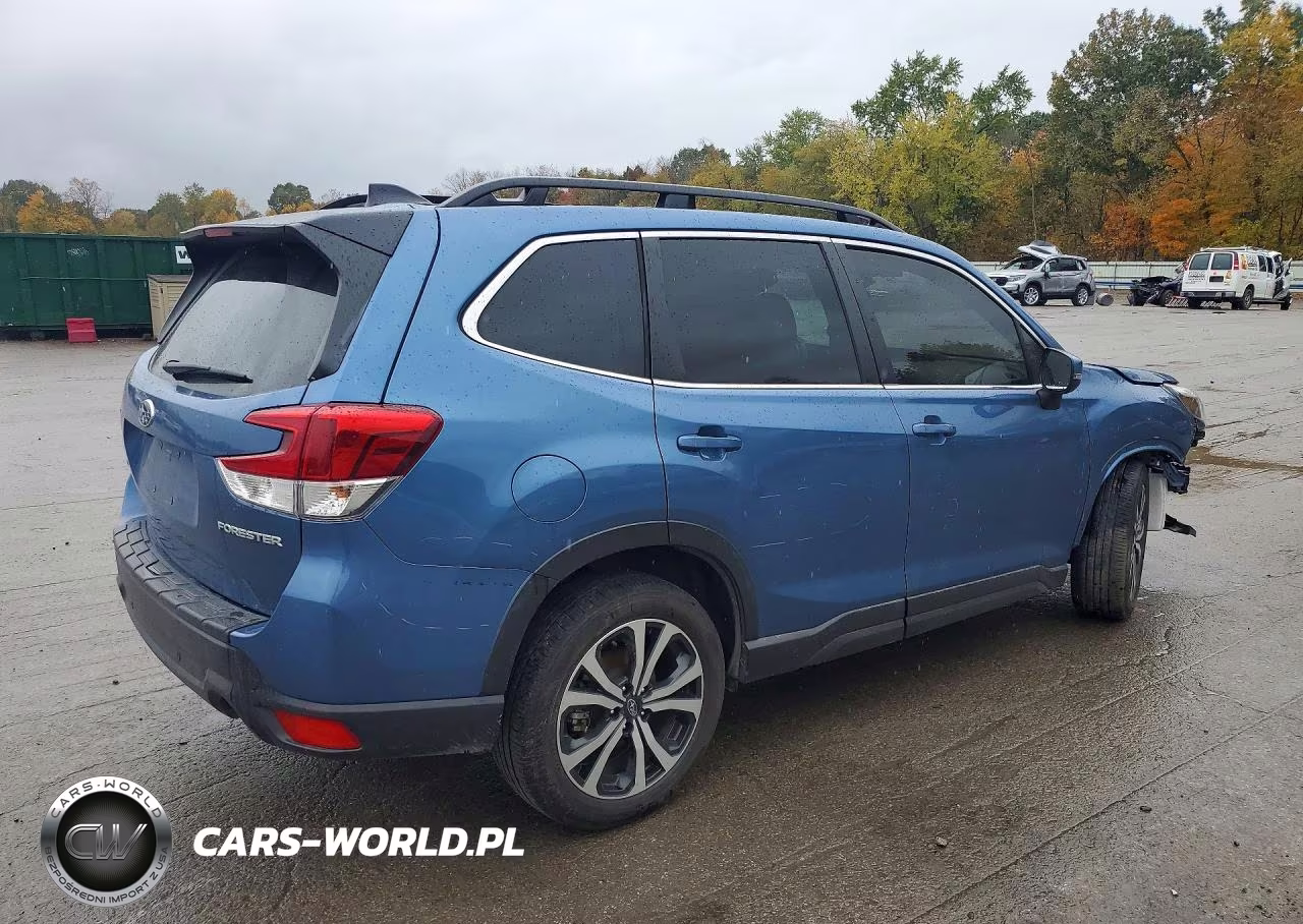 2024 Subaru Forester Limited VIN:JF2SKALC9RH415025 - 3