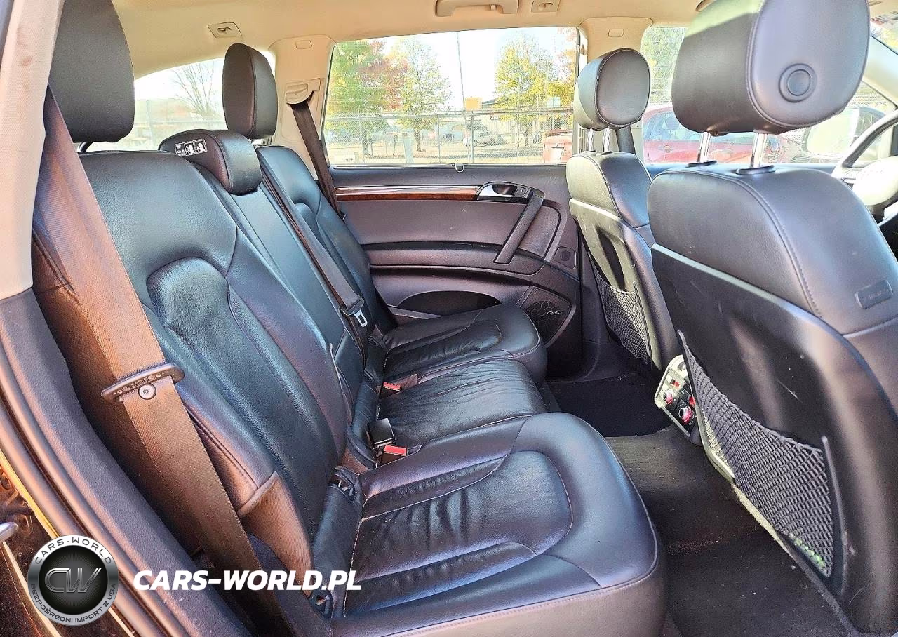 2014 Audi Q7 Premium Plus VIN:WA1LGAFE7ED020001 - 11