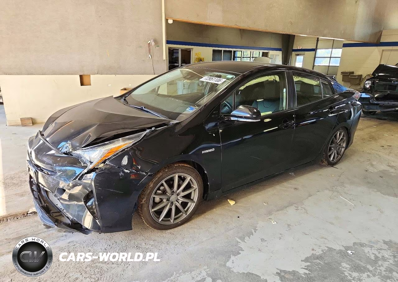 2016 Toyota Prius Three Touring