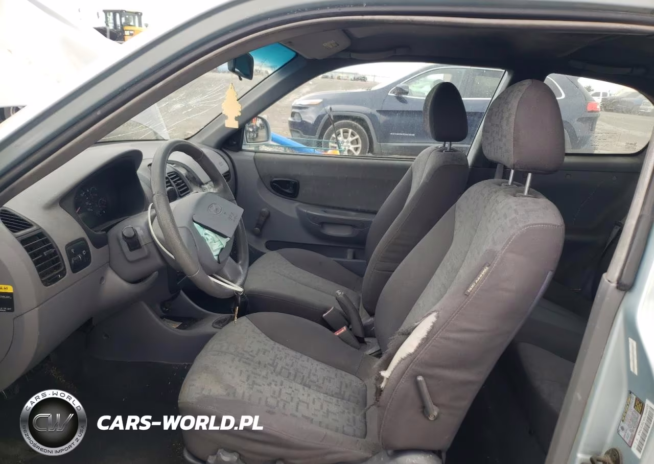 2005 Hyundai Accent Gs VIN:KMHCG35C45U340339 - 7