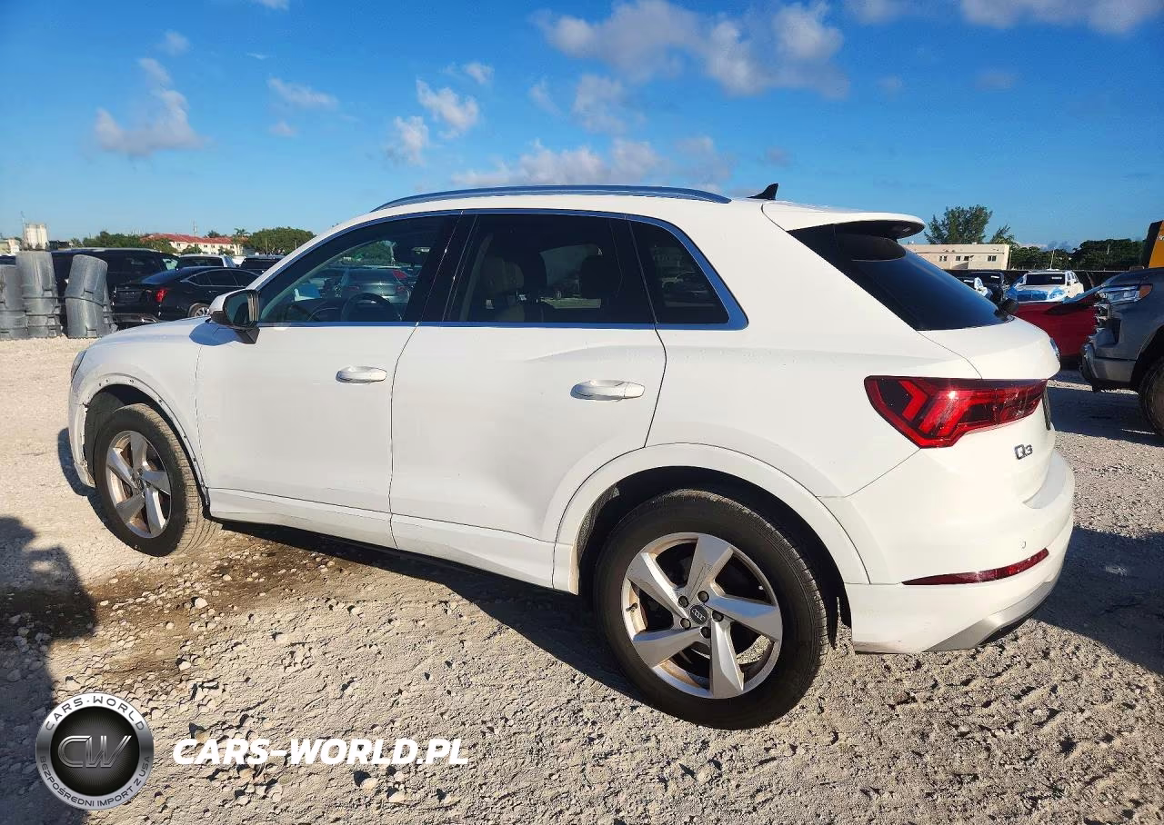 2020 Audi Q3 Premium VIN:WA1AECF34L1116836 - 2