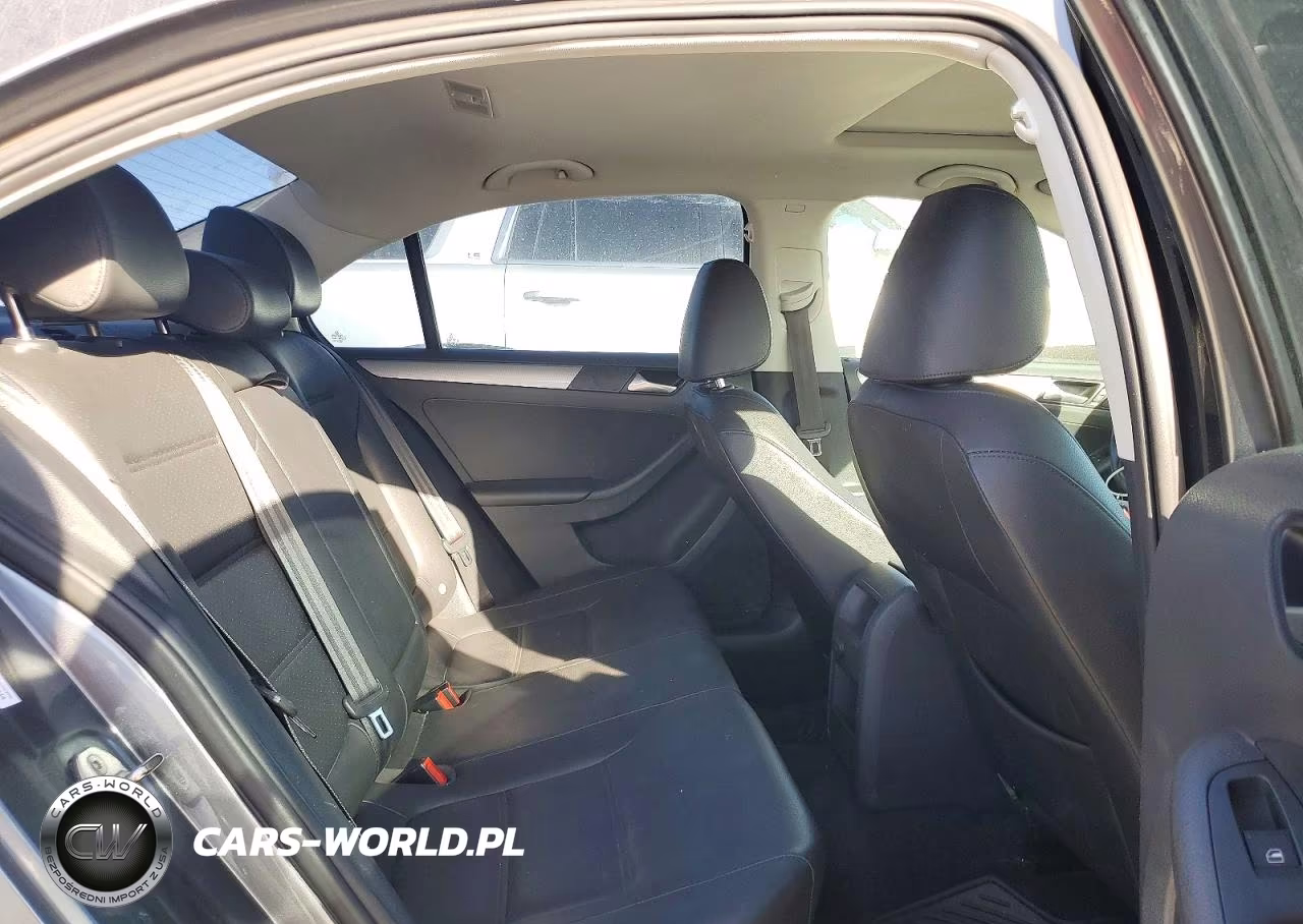 2017 Volkswagen Jetta Se VIN:3VWDB7AJ3HM373700 - 10