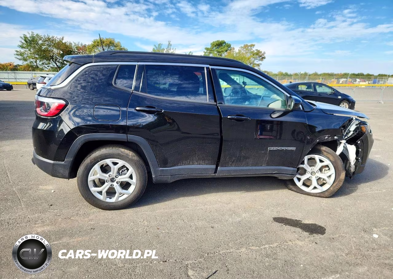 2025 Jeep Compass Latitude VIN:3C4NJDBN7ST595650 - 3