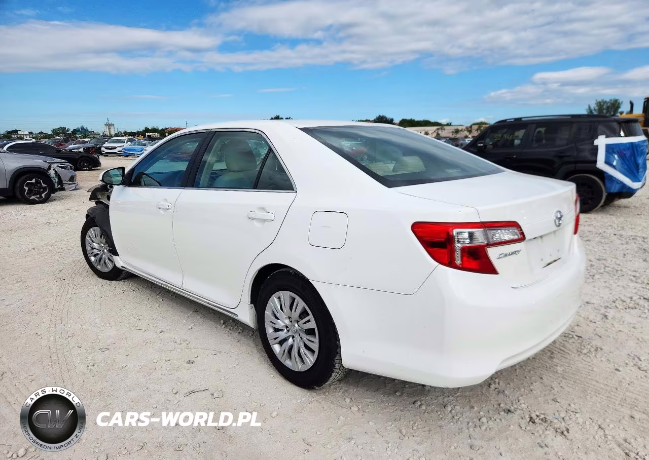 2014 Toyota Camry Le VIN:4T4BF1FK5ER414513 - 2