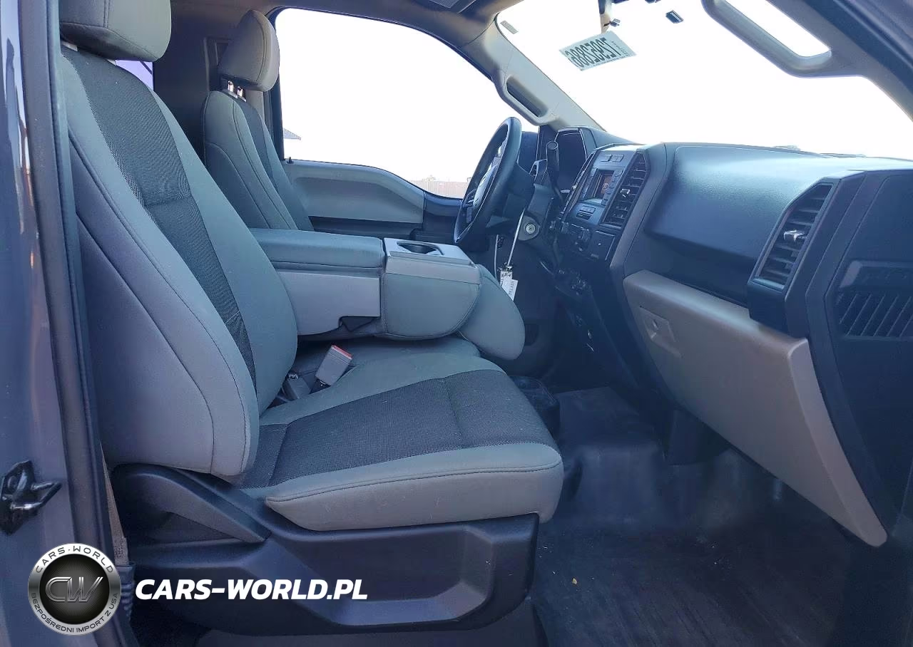 2018 Ford F150 VIN:1FTMF1CP1JFB59512 - 10