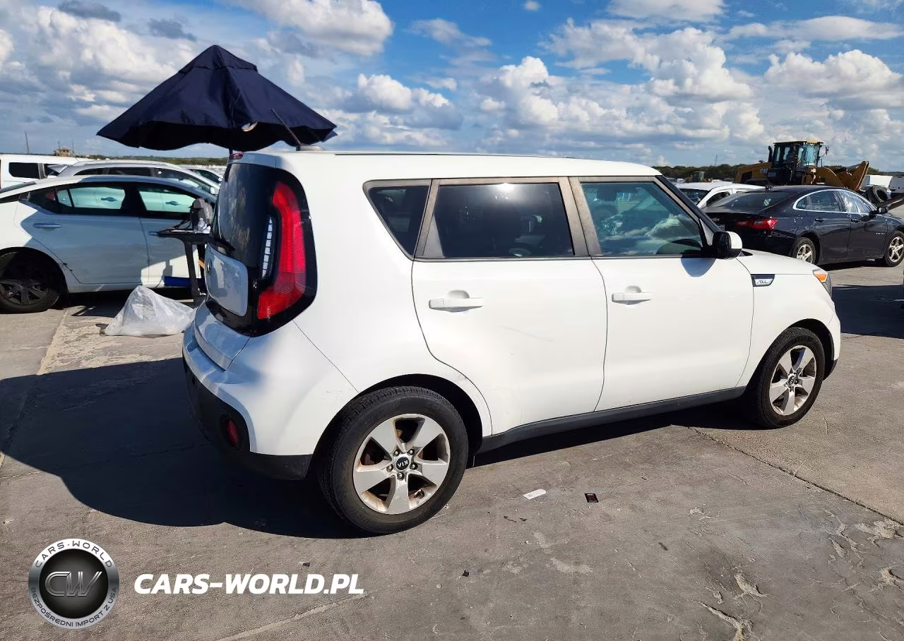 2017 Kia Soul Base VIN:KNDJN2A24H7502272 - 3