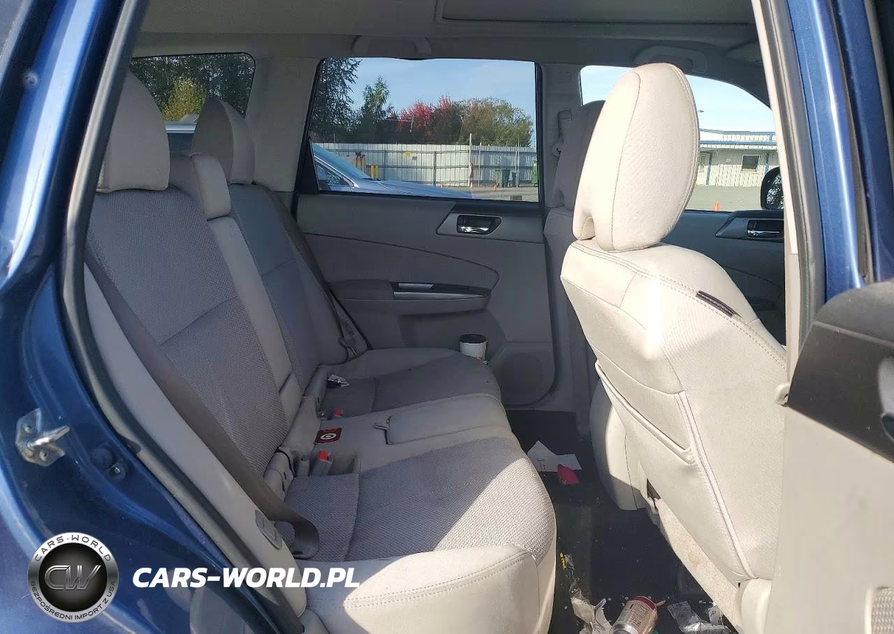 2013 Subaru Forester 2.5X Premium VIN:JF2SHADC8DH435403 - 11