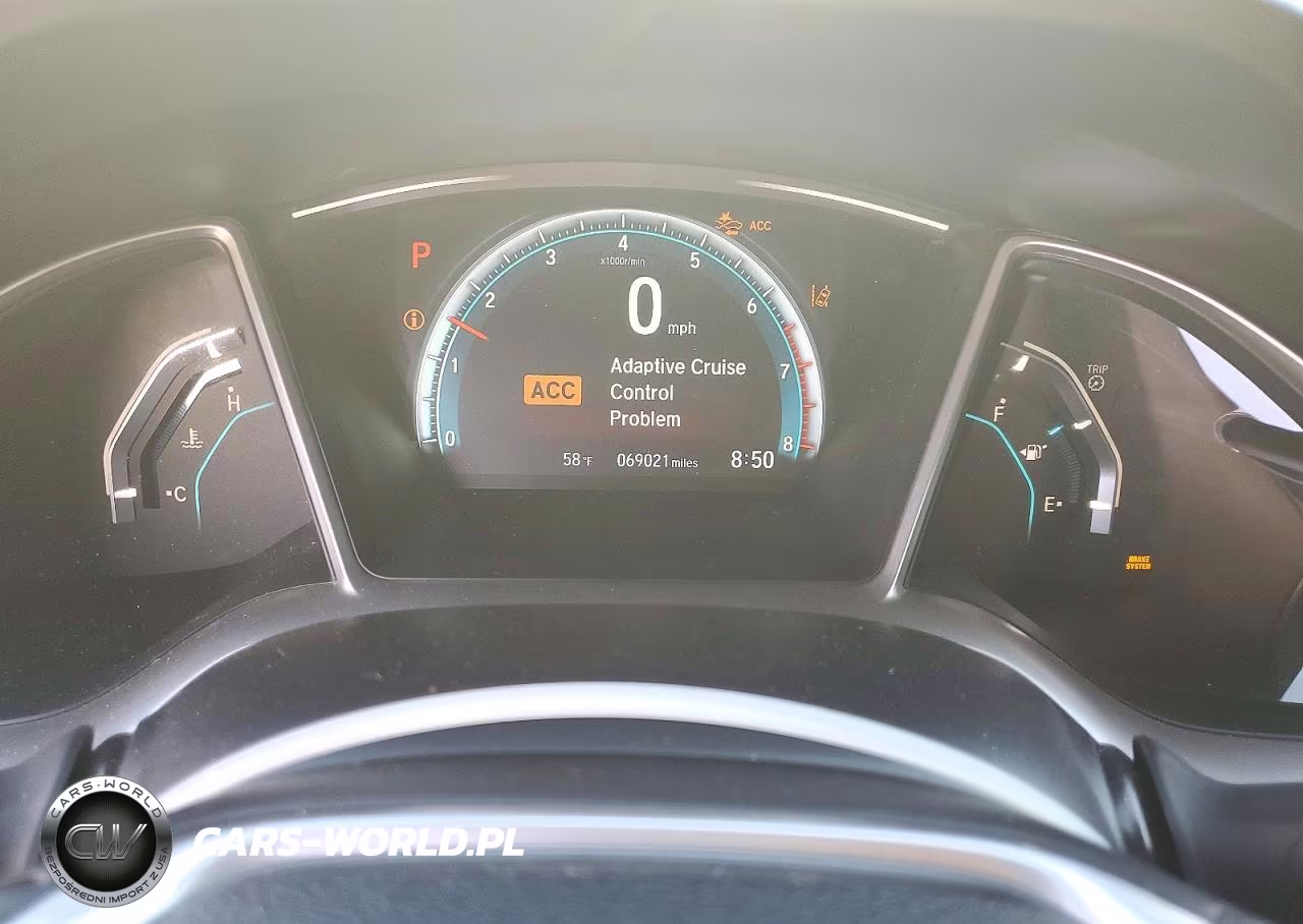 2016 Honda Civic Touring VIN:2HGFC3B97GH356063 - 9