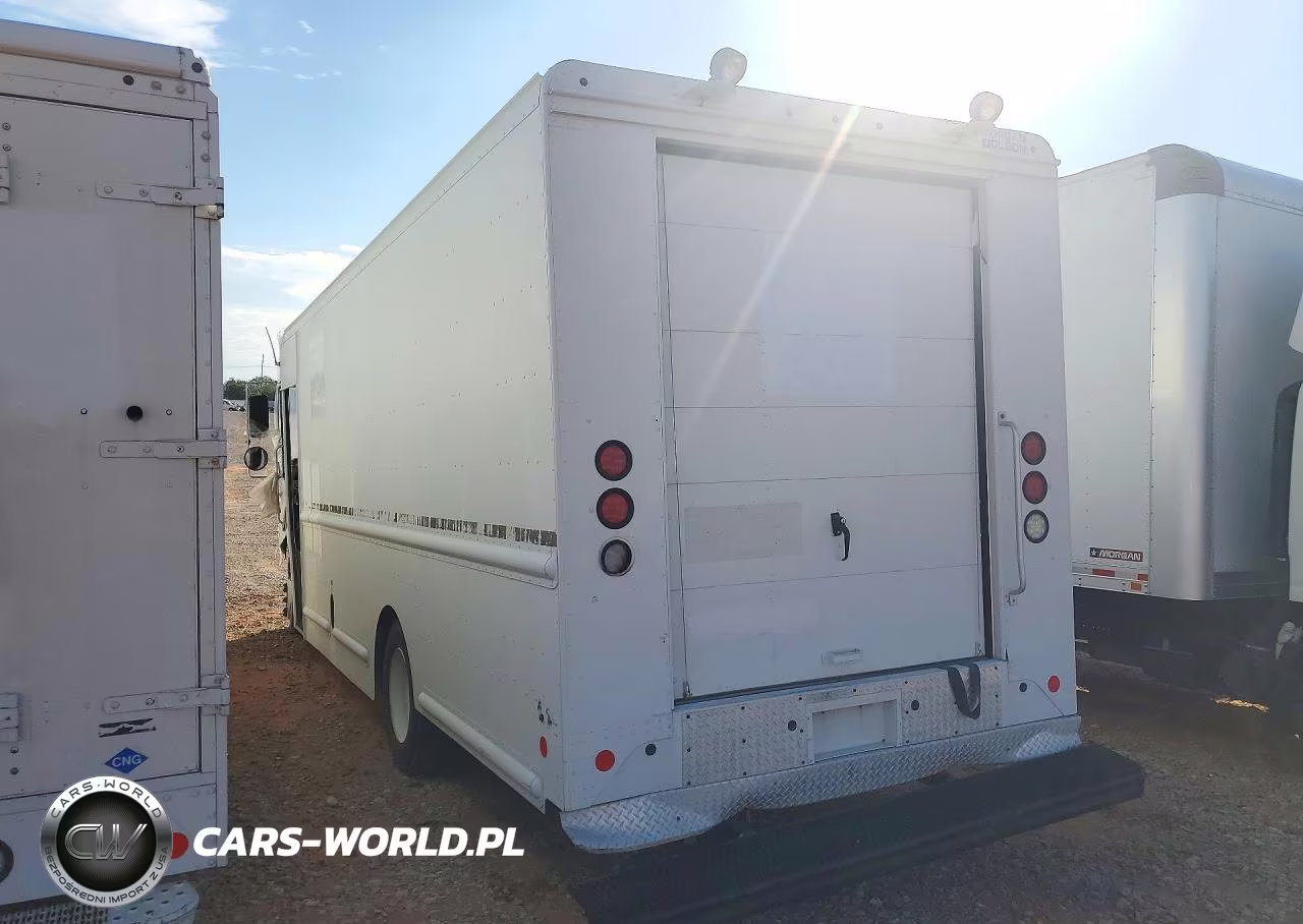 2022 Freightliner Chassis M Line Walk-In Van VIN:4UZAANFD0NCNJ8832 - 2