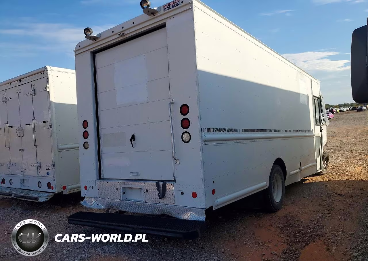 2022 Freightliner Chassis M Line Walk-In Van VIN:4UZAANFD0NCNJ8832 - 3