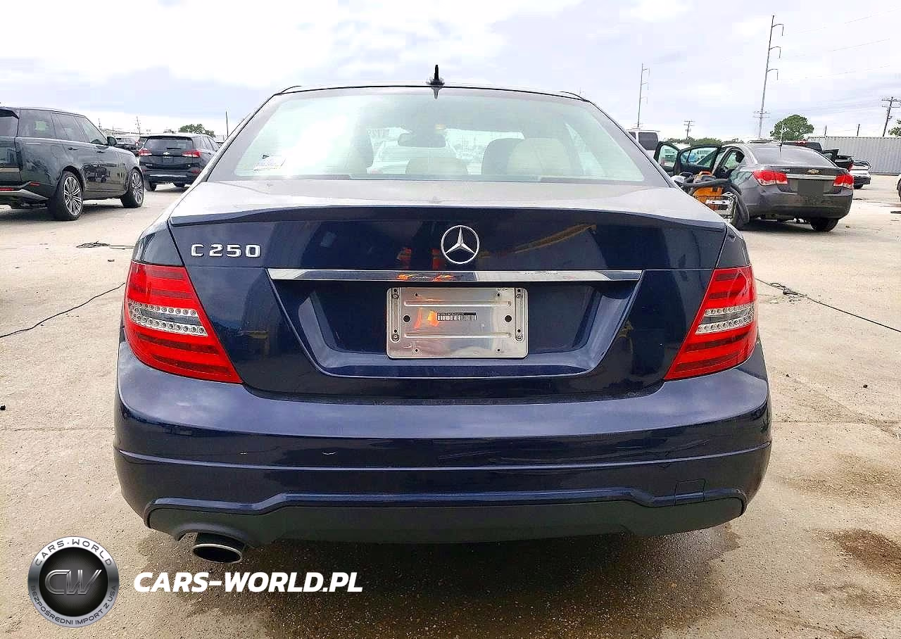2014 Mercedes-Benz C 250 VIN:WDDGF4HB2EA927955 - 6