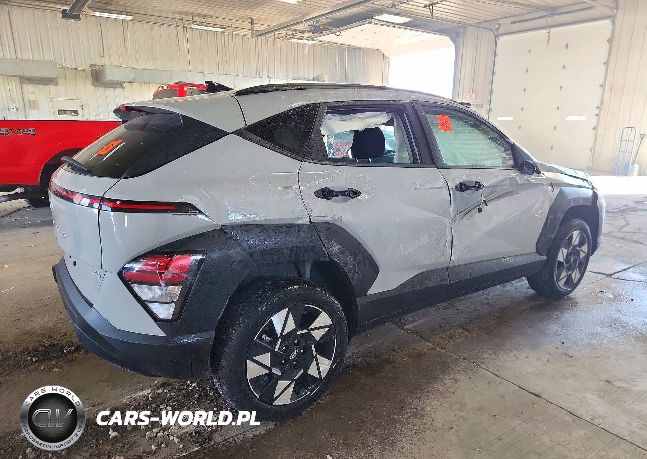 2025 Hyundai Kona Sel VIN:KM8HBCAB7SU306635 - 3