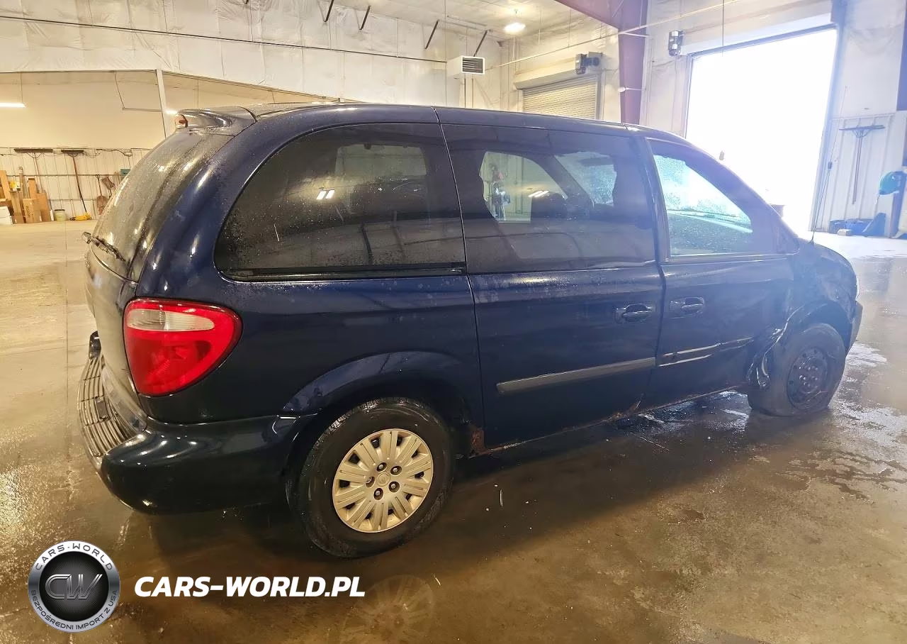 2006 Chrysler Town & Country VIN:1A4GP45RX6B671031 - 3