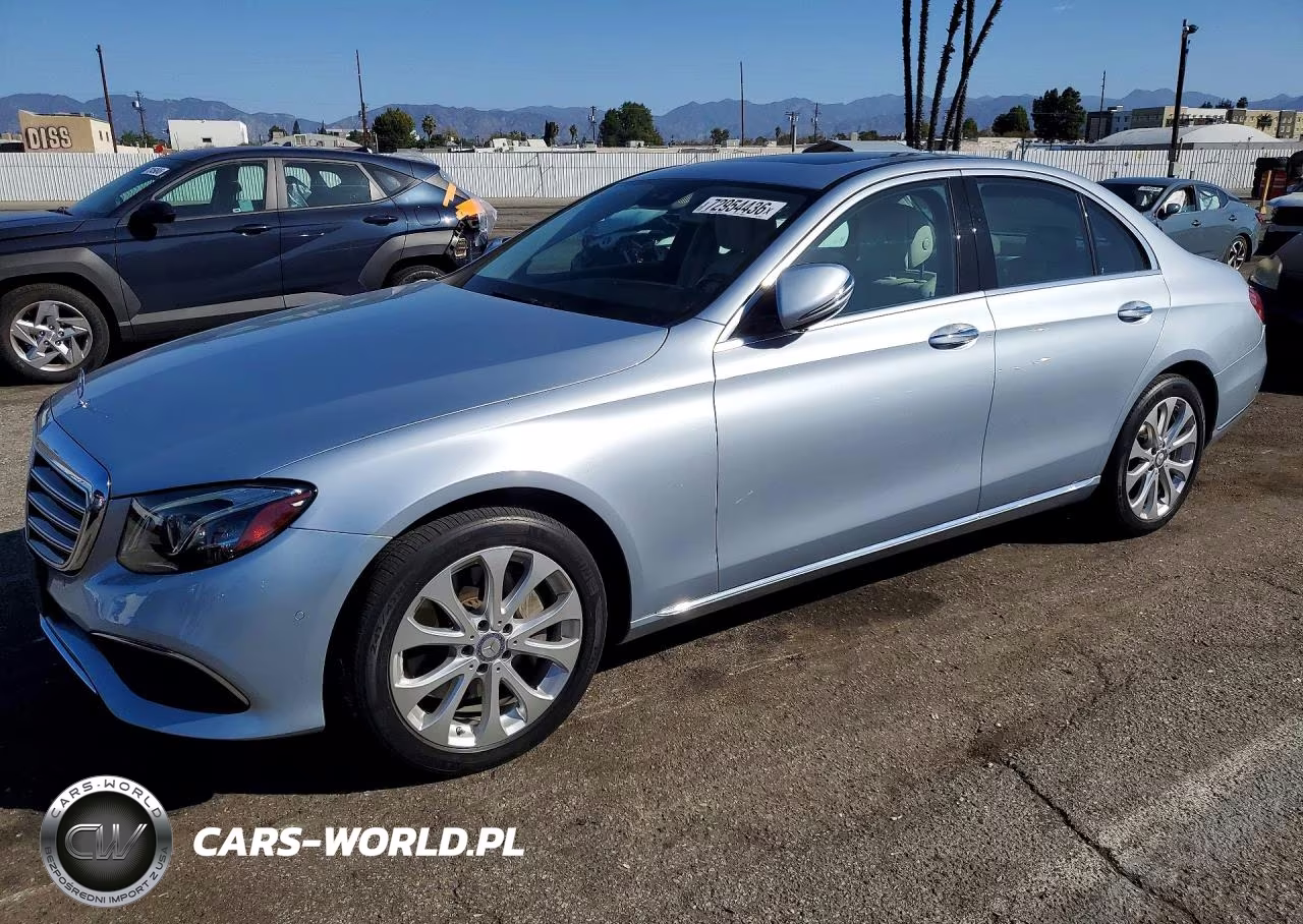 2017 Mercedes-Benz E 300